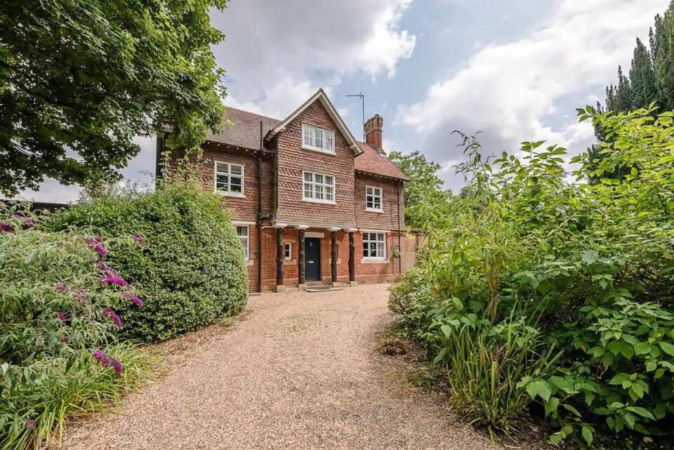 Gardener'S Cottage In Nowton Park, Bury St Edmunds - Pass The Keys Bury St. Edmunds Exteriör bild